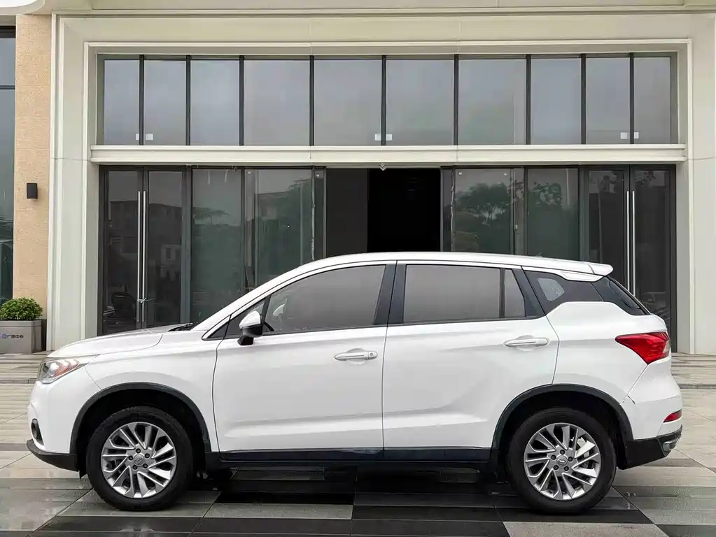 GAC Motor Trumpchi GS4 — фото 6