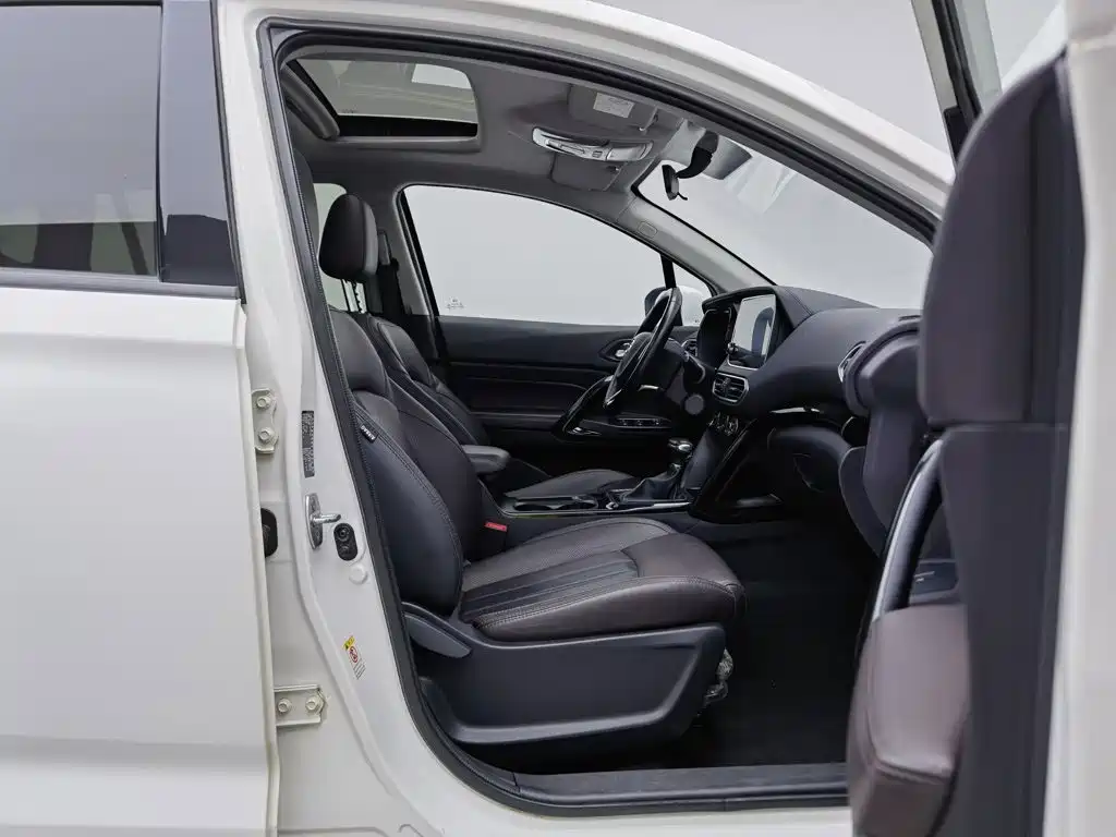 GAC Motor Trumpchi GS4 — фото 23