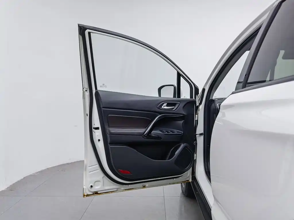 GAC Motor Trumpchi GS4 — фото 8