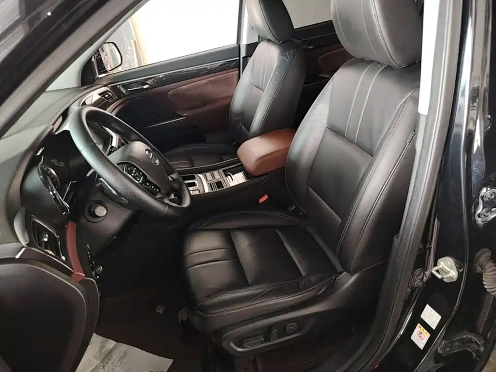 GAC Motor Trumpchi GS8 — фото 15