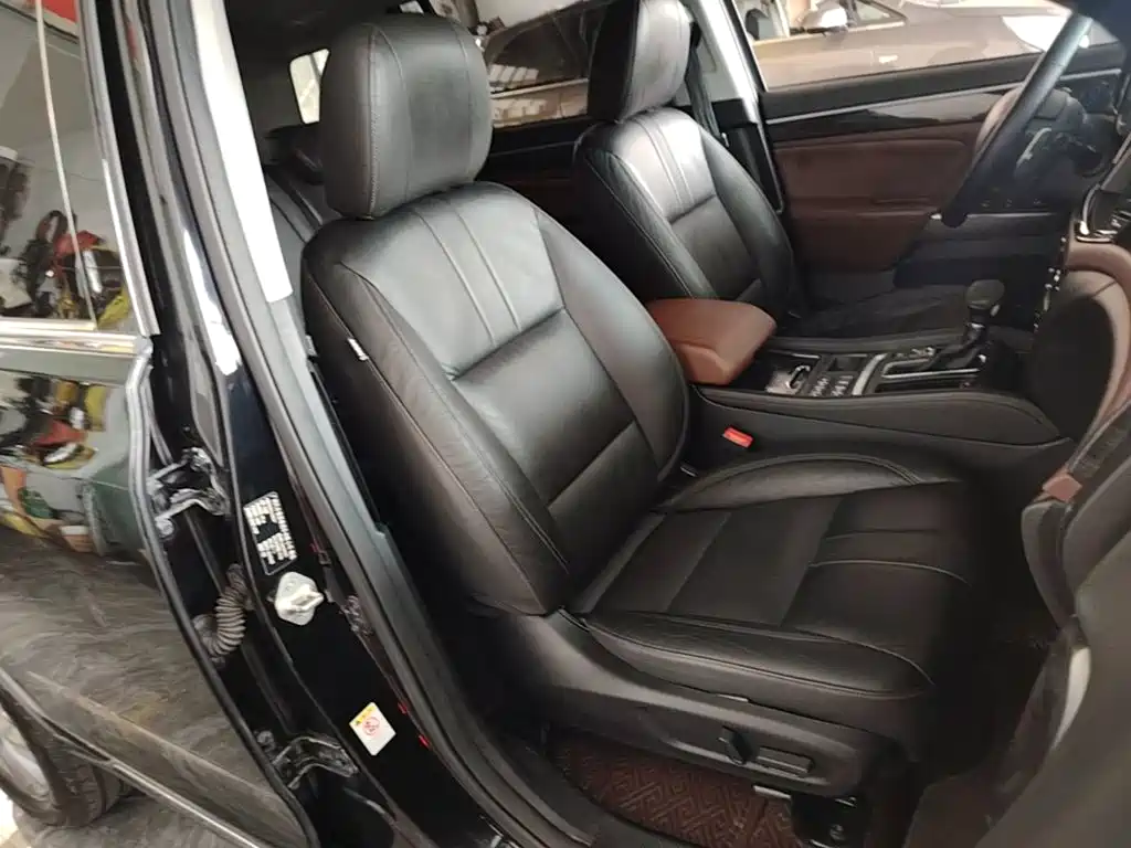 GAC Motor Trumpchi GS8 — фото 25