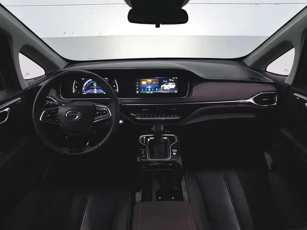 GAC Motor Trumpchi M6 — фото 5