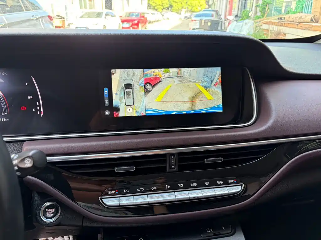 GAC Motor Trumpchi M6 — фото 13