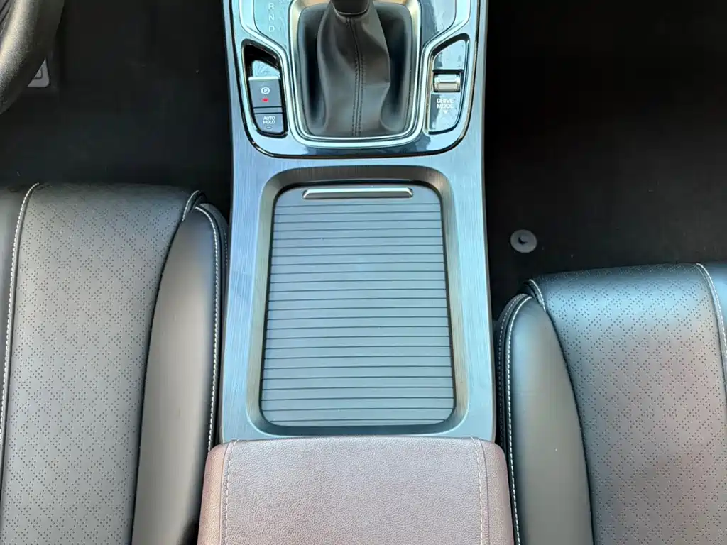 GAC Motor Trumpchi M6 — фото 10