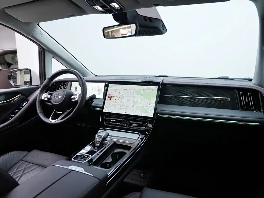 GAC Motor Trumpchi M8 — фото 10