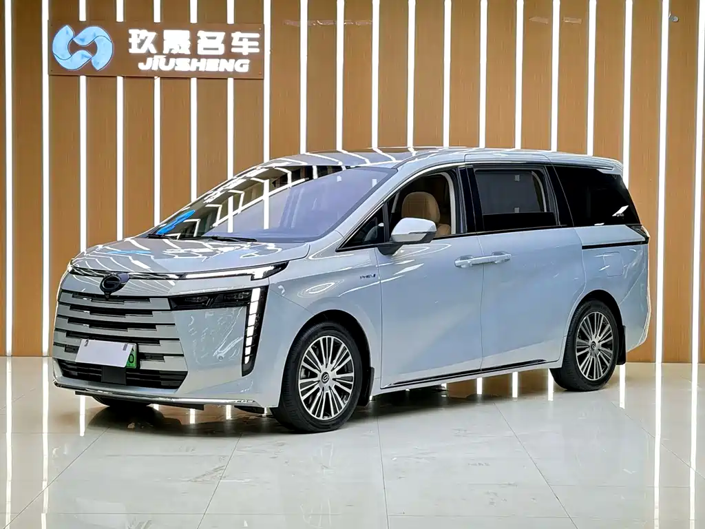 GAC Motor Trumpchi E8 PHEV