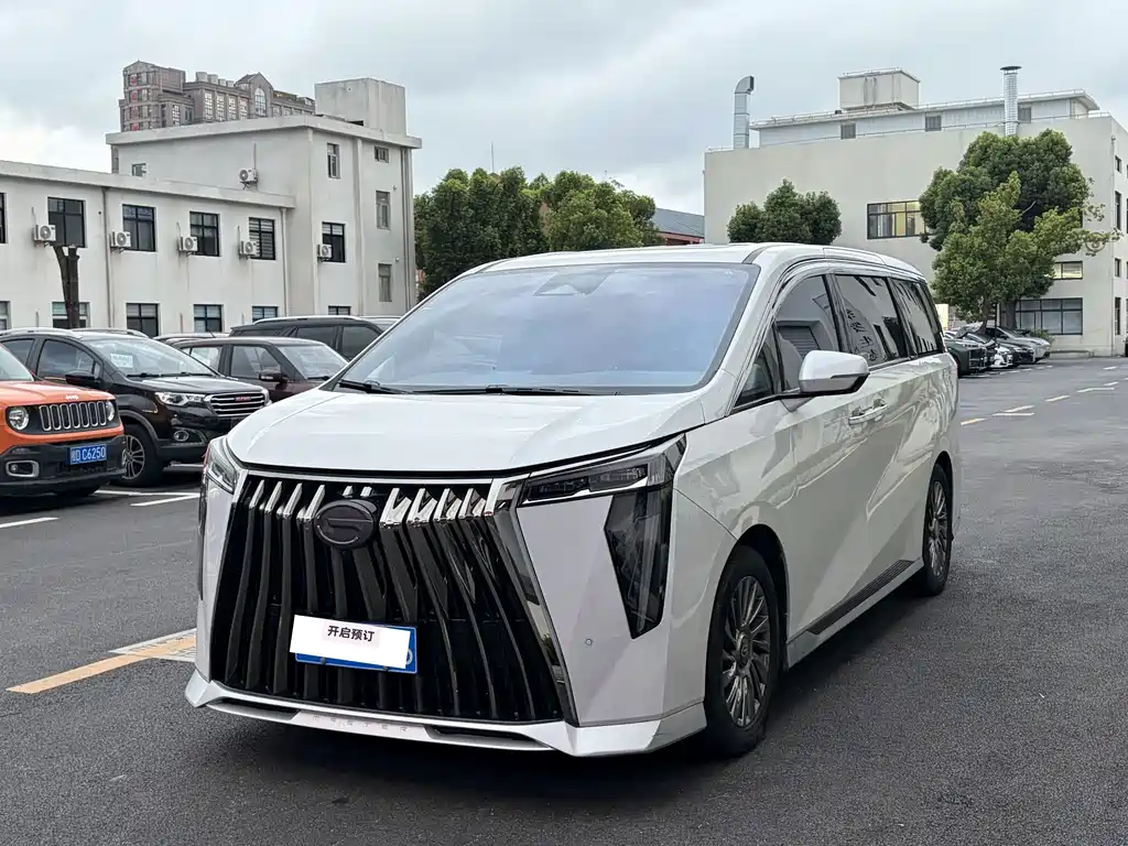 GAC Motor Trumpchi M8 — фото 2