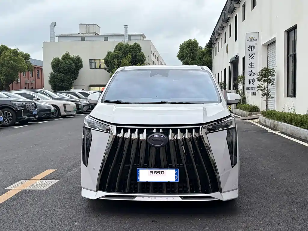 GAC Motor Trumpchi M8 — фото 3