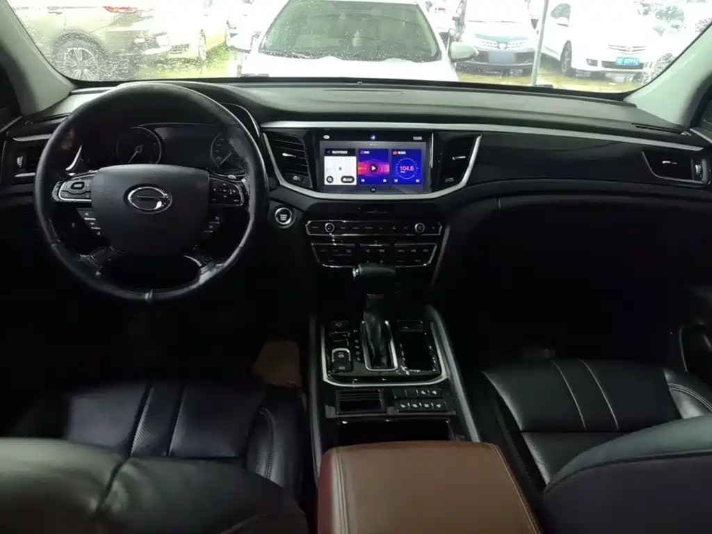 GAC Motor Trumpchi GS7 — фото 10