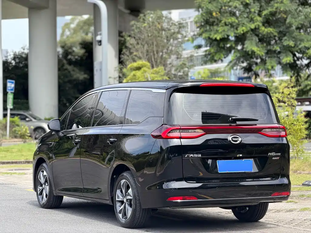 GAC Motor Trumpchi M6 — фото 17