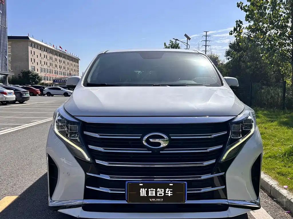 GAC Motor Trumpchi M8 — фото 2