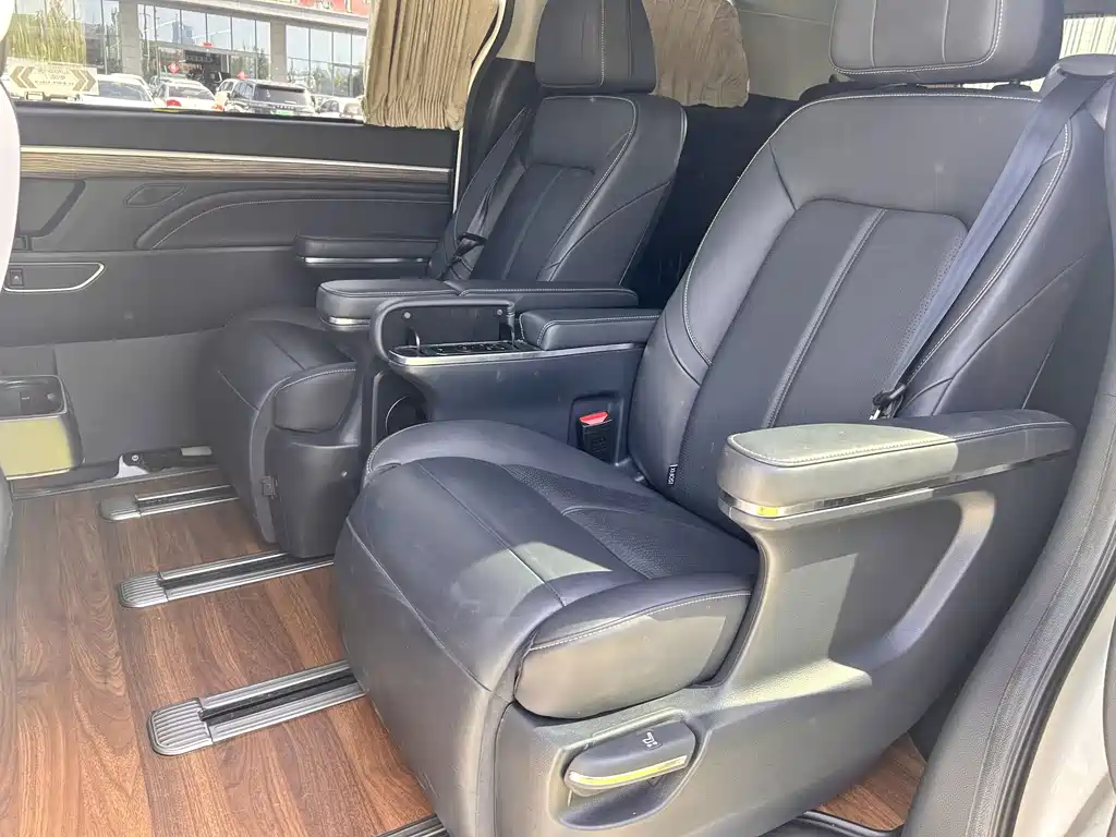 GAC Motor Trumpchi M8 — фото 6