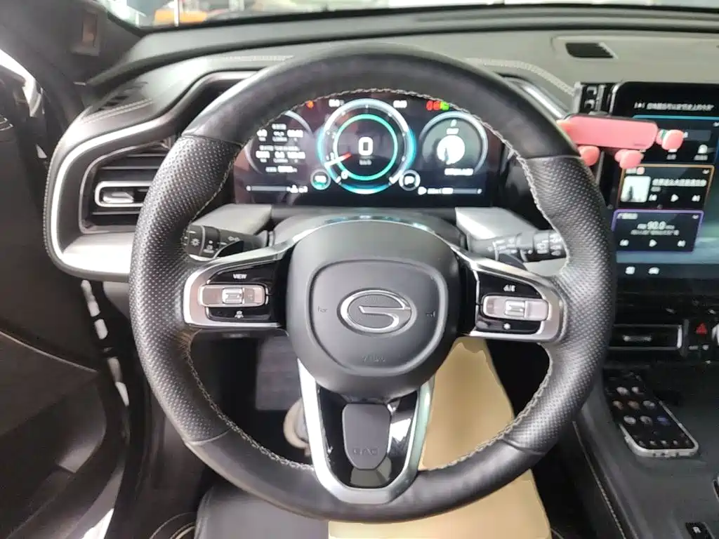 GAC Motor Trumpchi GS8 — фото 11