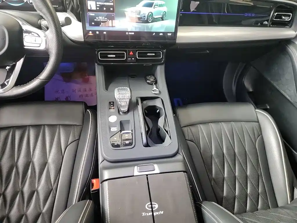 GAC Motor Trumpchi GS8 — фото 14