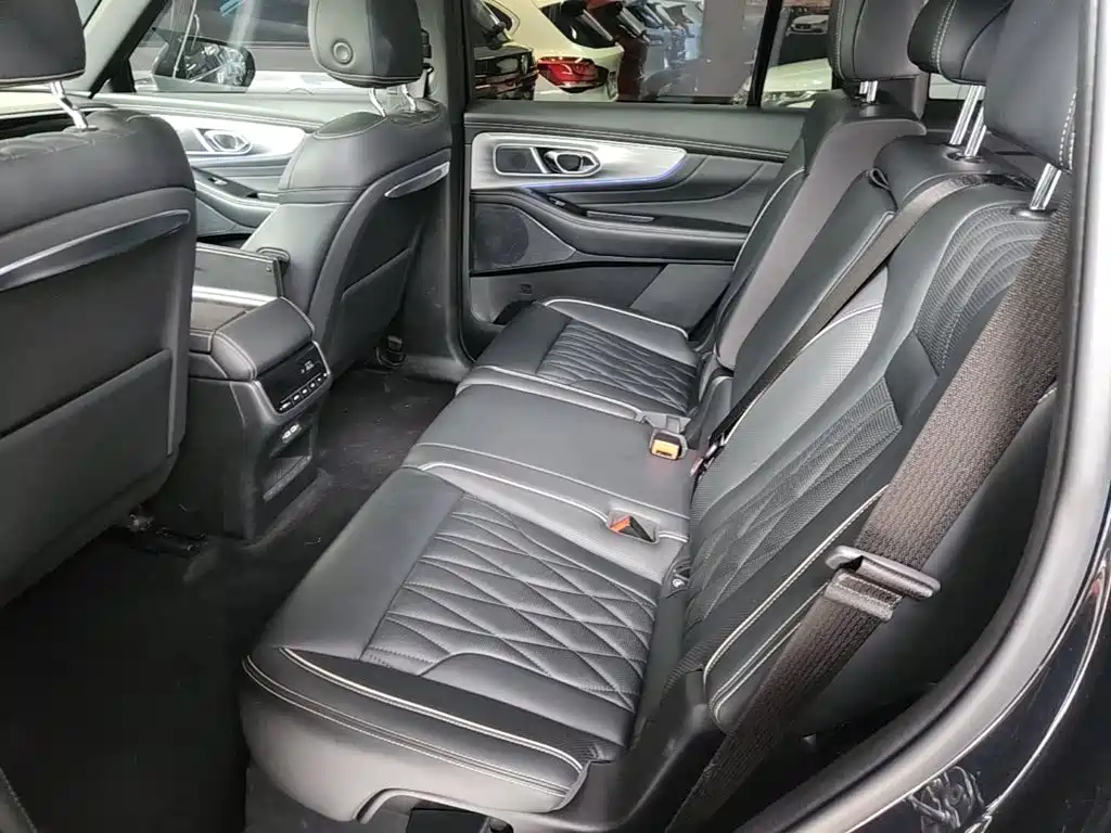 GAC Motor Trumpchi GS8 — фото 17