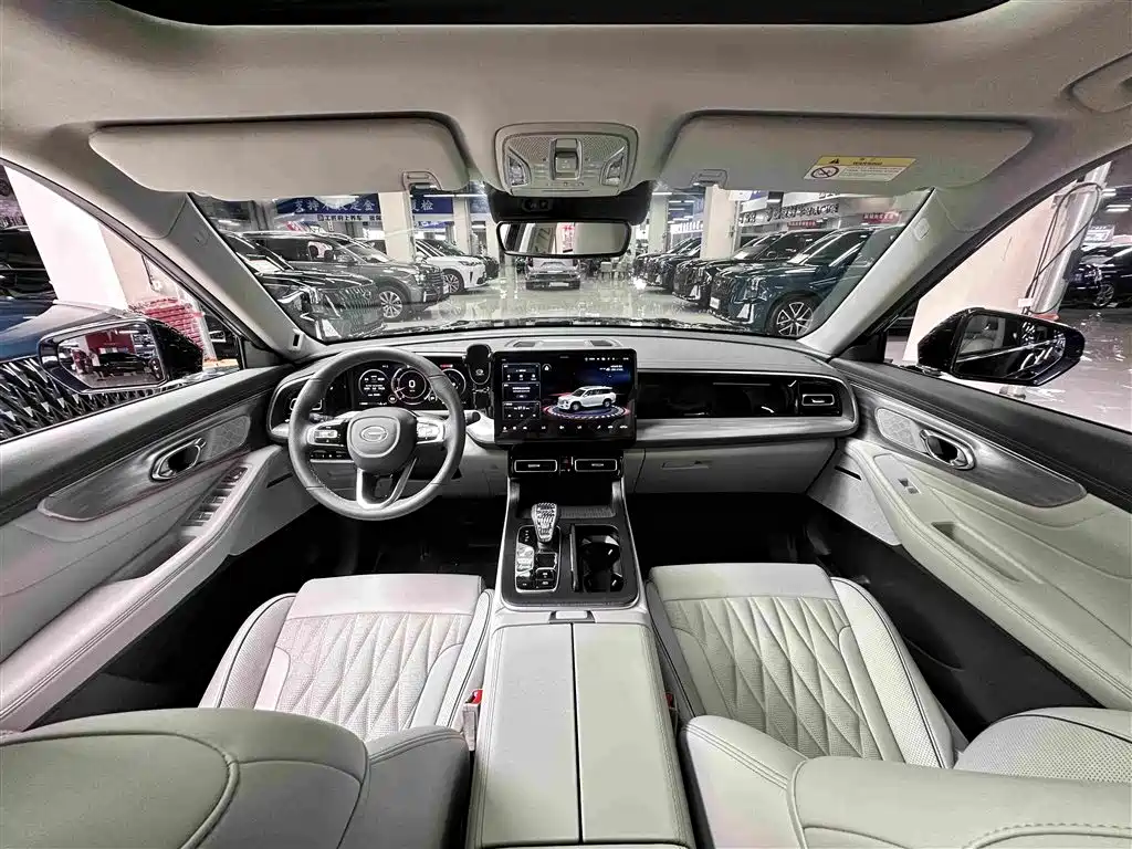 GAC Motor Trumpchi GS8 — фото 20