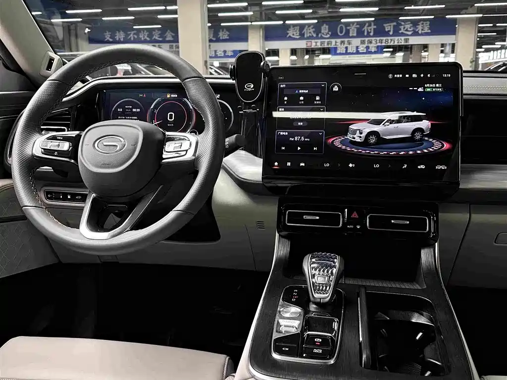 GAC Motor Trumpchi GS8 — фото 21