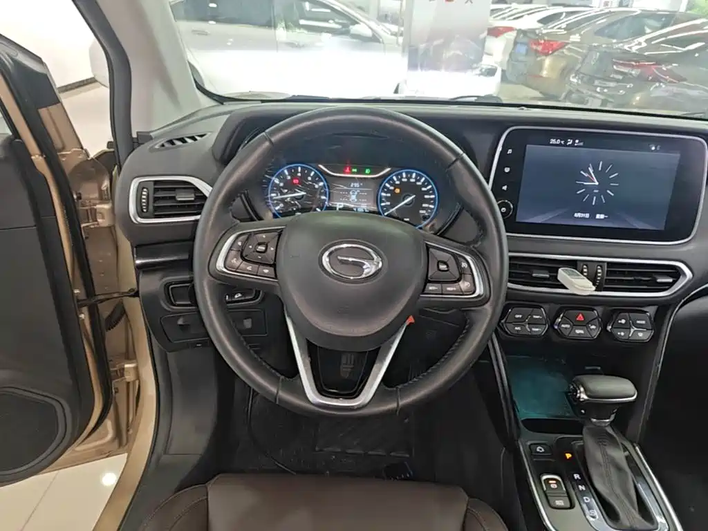 GAC Motor Trumpchi GS4 — фото 11