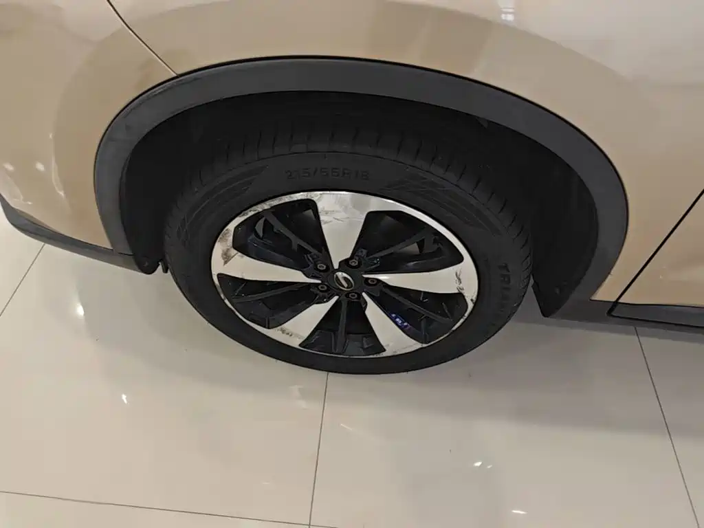GAC Motor Trumpchi GS4 — фото 23