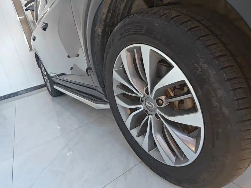 GAC Motor Trumpchi GS8 — фото 21