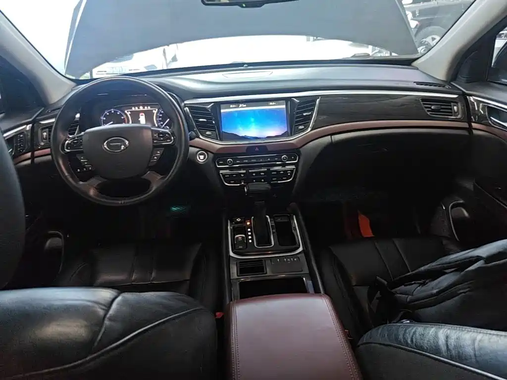 GAC Motor Trumpchi GS8 — фото 10