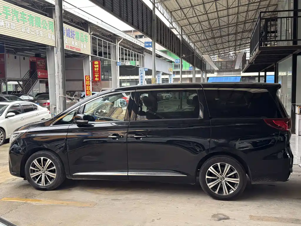GAC Motor Trumpchi M8 — фото 3
