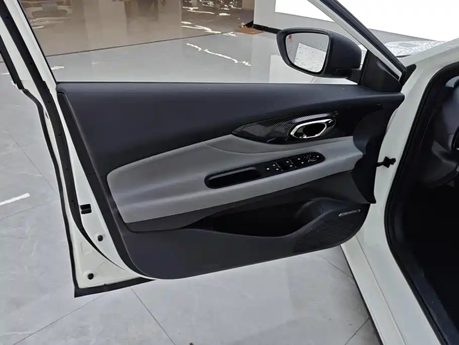 GAC Motor Shadow Leopard — фото 7