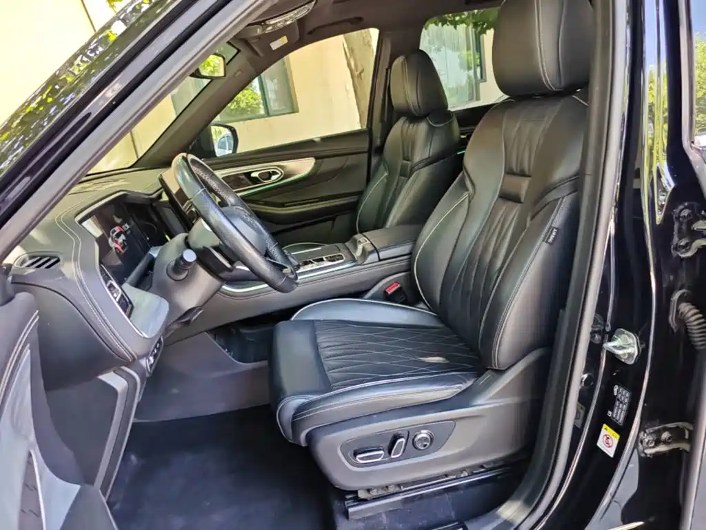 GAC Motor Trumpchi GS8 — фото 15