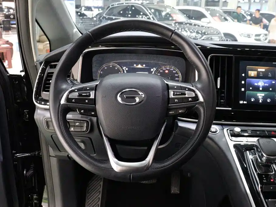 GAC Motor Trumpchi M8 — фото 15