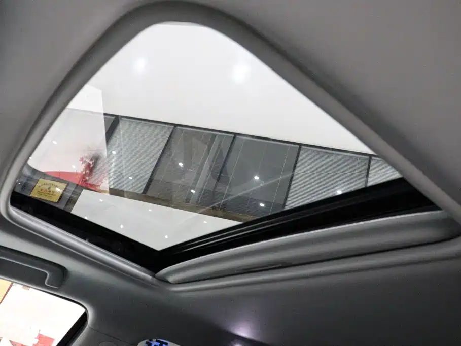 GAC Motor Trumpchi M8 — фото 22