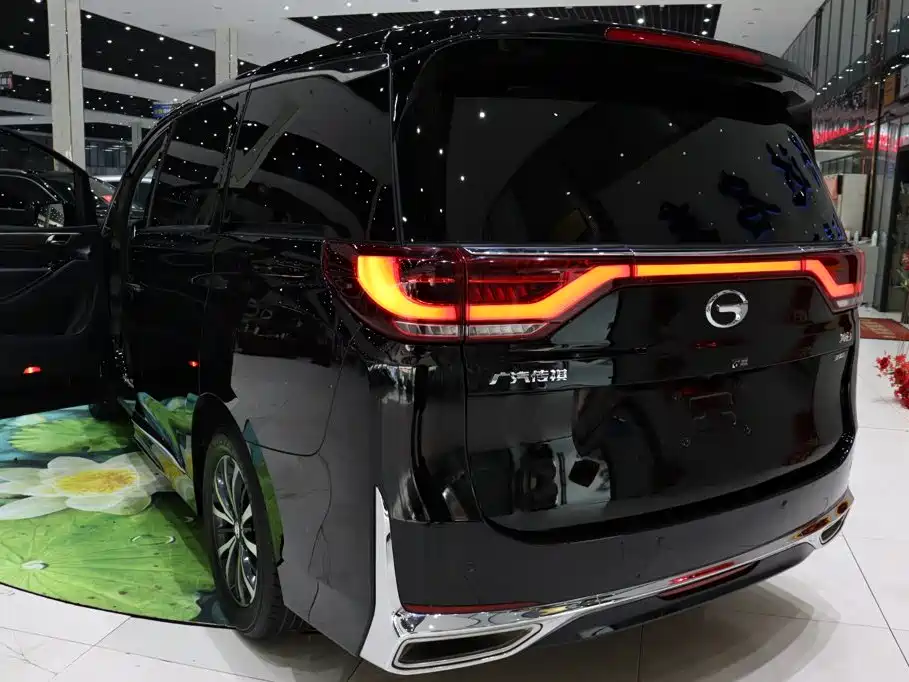 GAC Motor Trumpchi M8 — фото 25