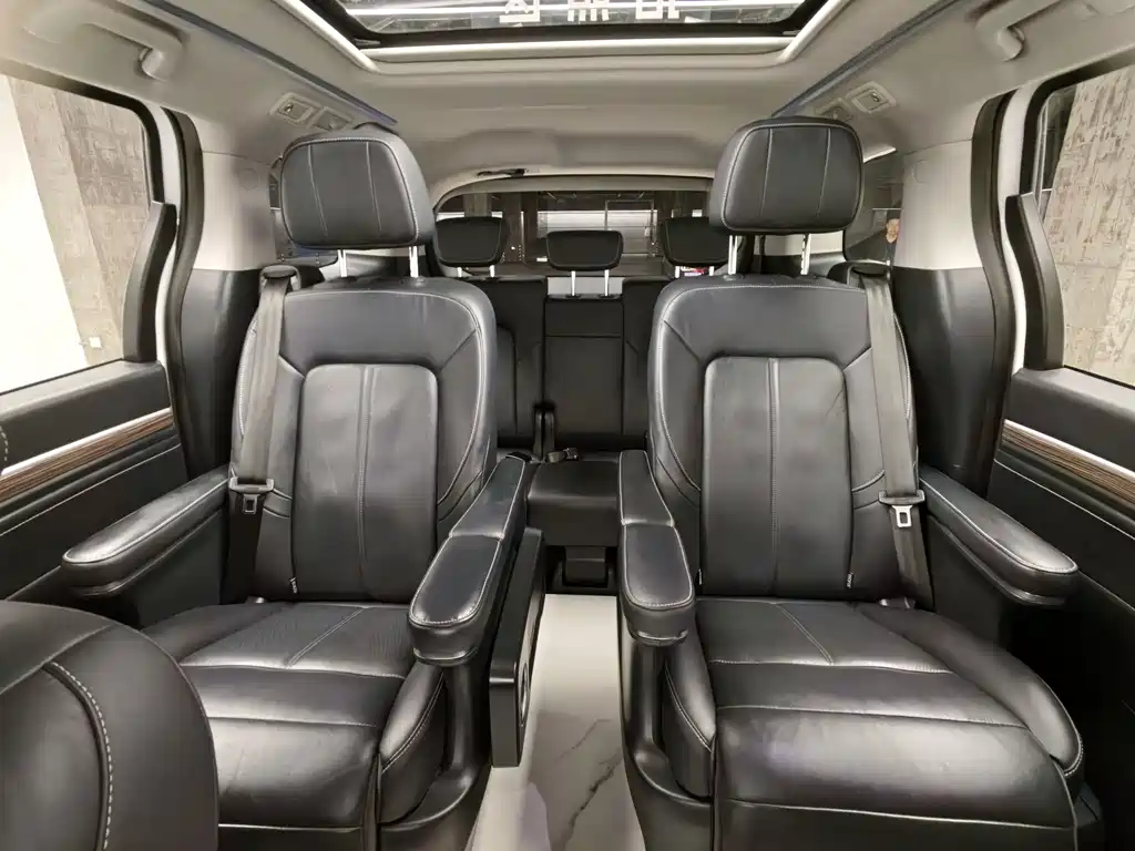 GAC Motor Trumpchi M8 — фото 17