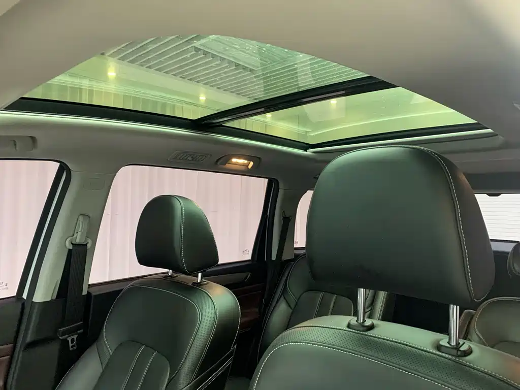 GAC Motor Trumpchi M6 — фото 15
