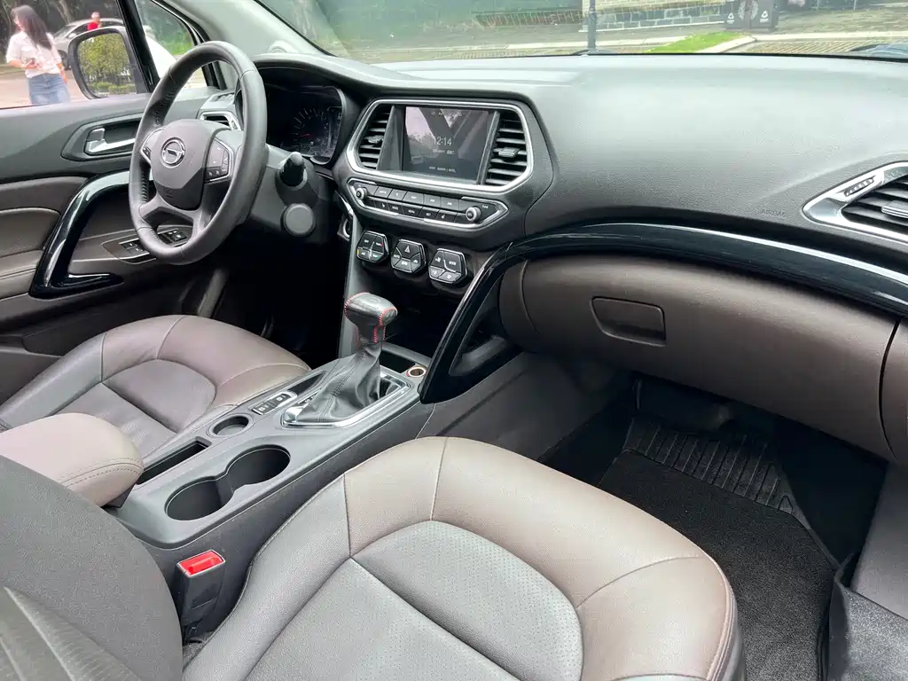 GAC Motor Trumpchi GS4 — фото 15