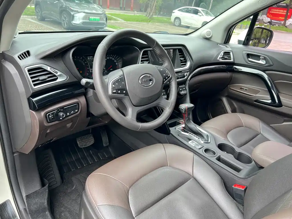 GAC Motor Trumpchi GS4 — фото 10
