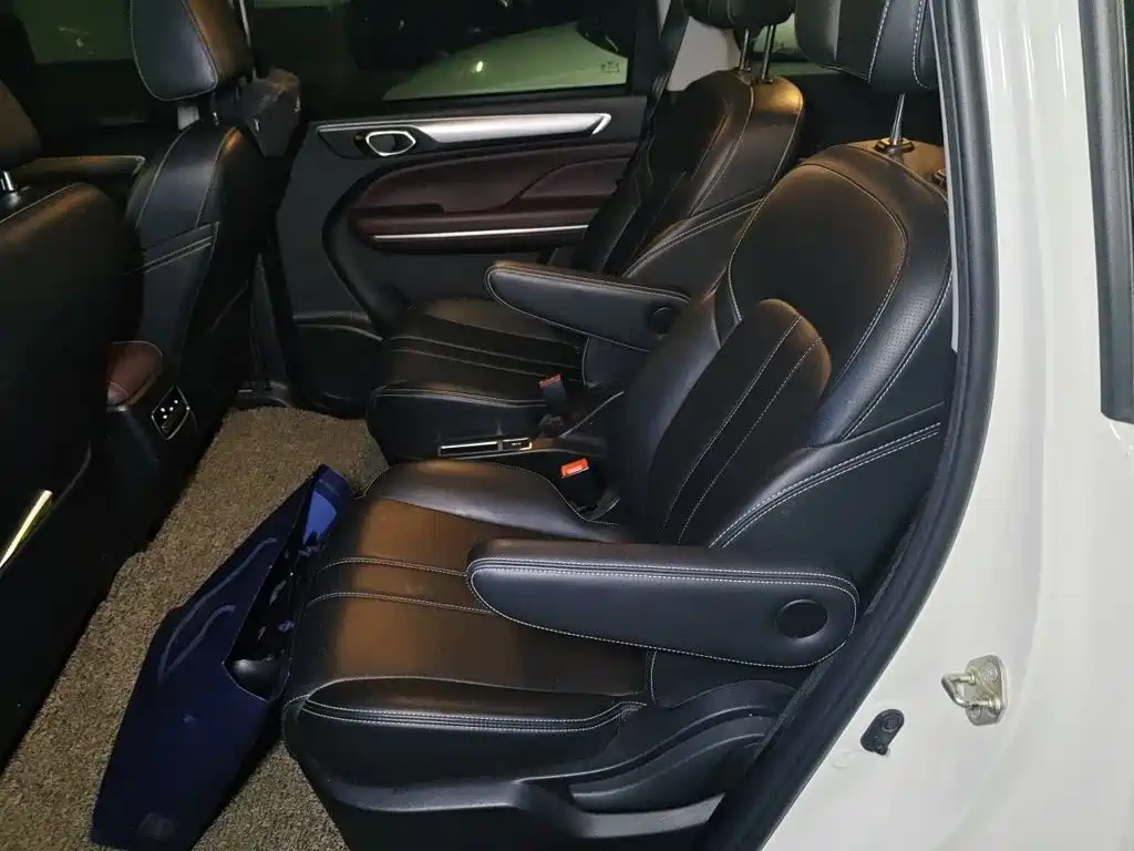 GAC Motor Trumpchi M6 — фото 15