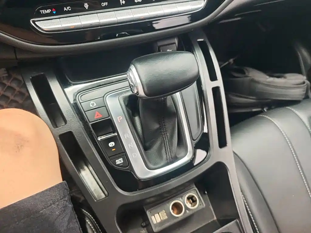 GAC Motor Trumpchi M6 — фото 14