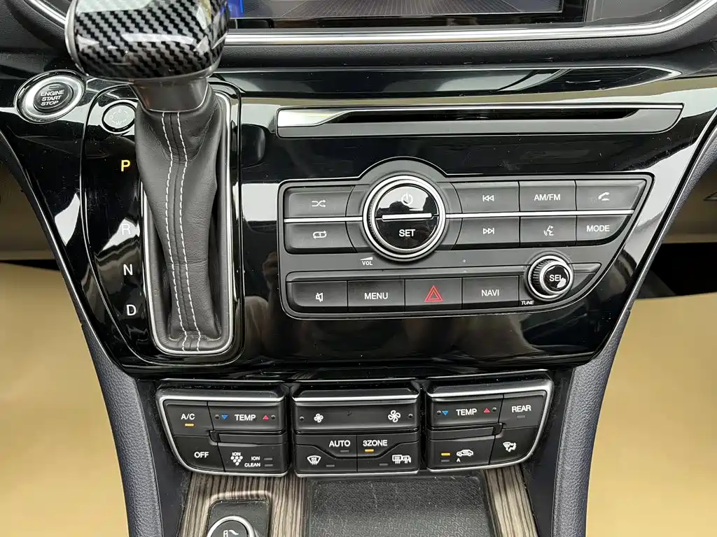 GAC Motor Trumpchi M8 — фото 13