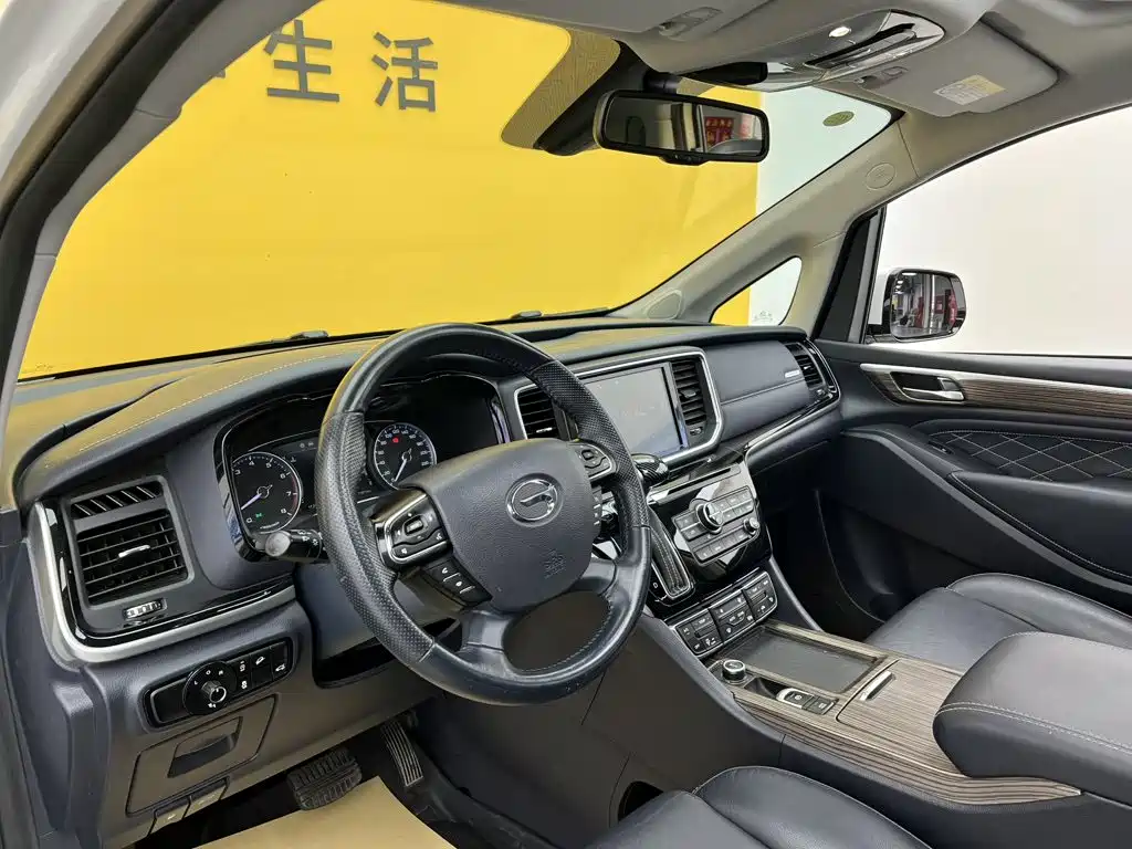 GAC Motor Trumpchi M8 — фото 14