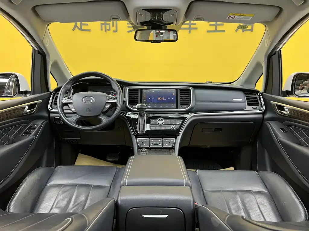 GAC Motor Trumpchi M8 — фото 27