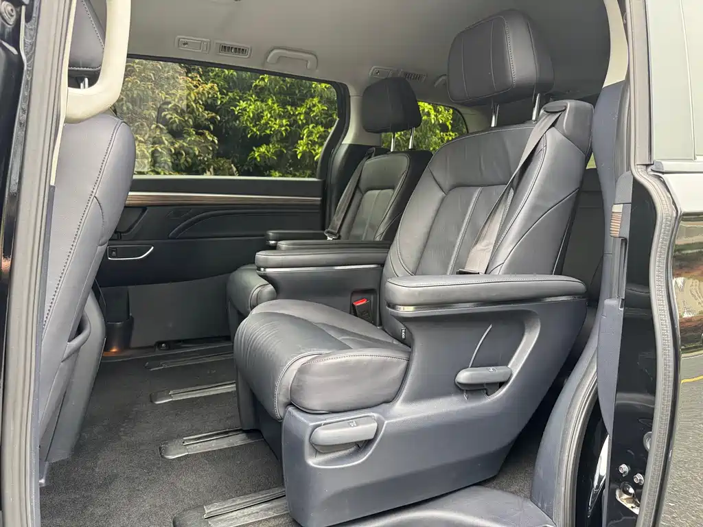 GAC Motor Trumpchi M8 — фото 8