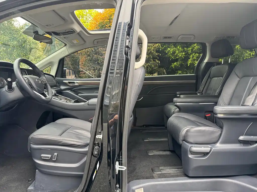 GAC Motor Trumpchi M8 — фото 9