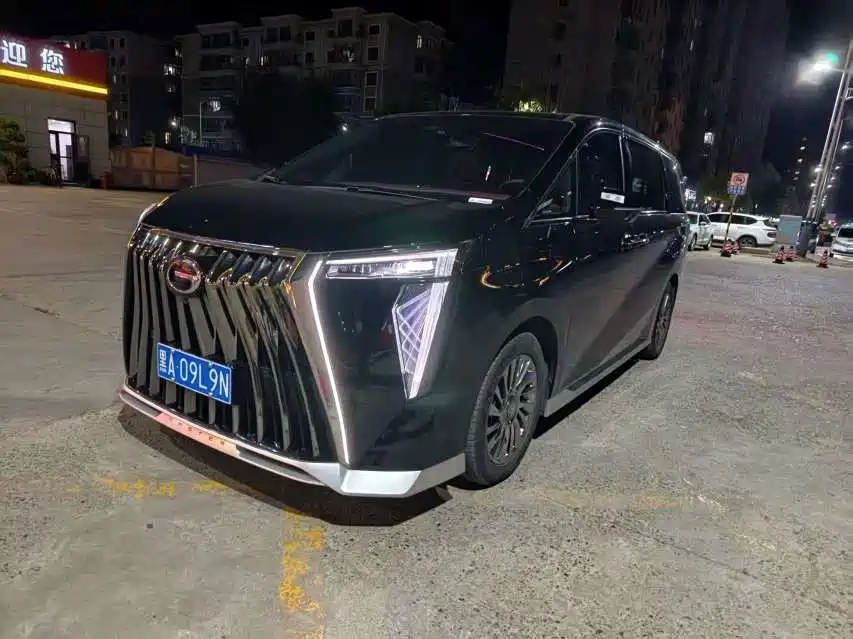 GAC Motor Trumpchi M8