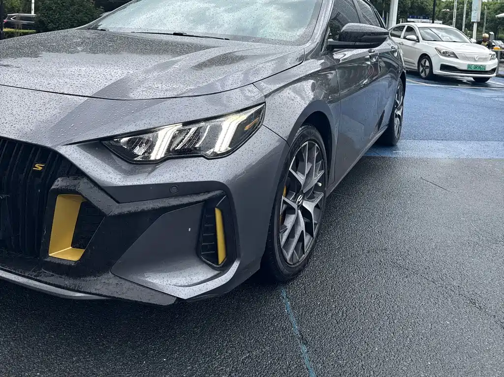 GAC Motor Shadow Leopard — фото 5