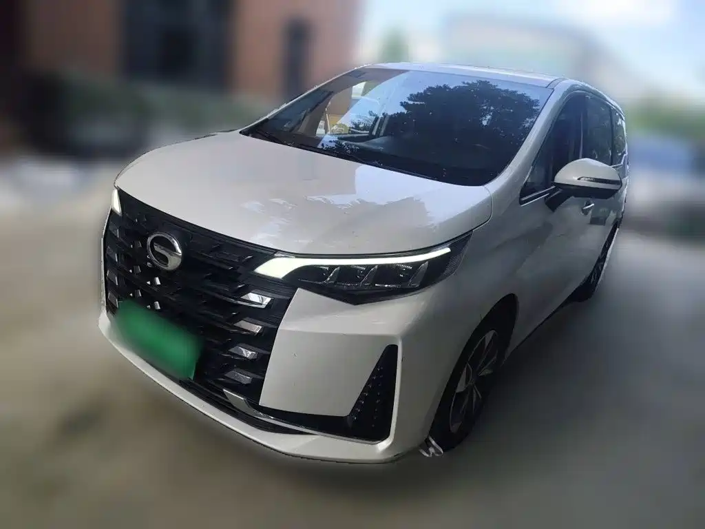 GAC Motor Trumpchi M6 — фото 2