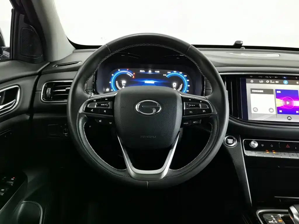 GAC Motor Trumpchi GS8 — фото 11