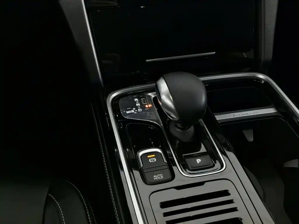 GAC Motor Trumpchi GS8 — фото 13