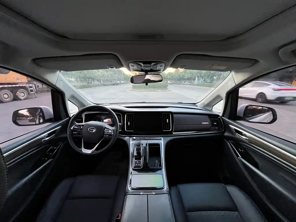 GAC Motor Trumpchi M8 — фото 5