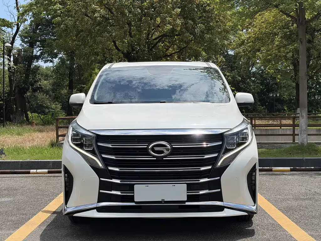 GAC Motor Trumpchi M8 — фото 2