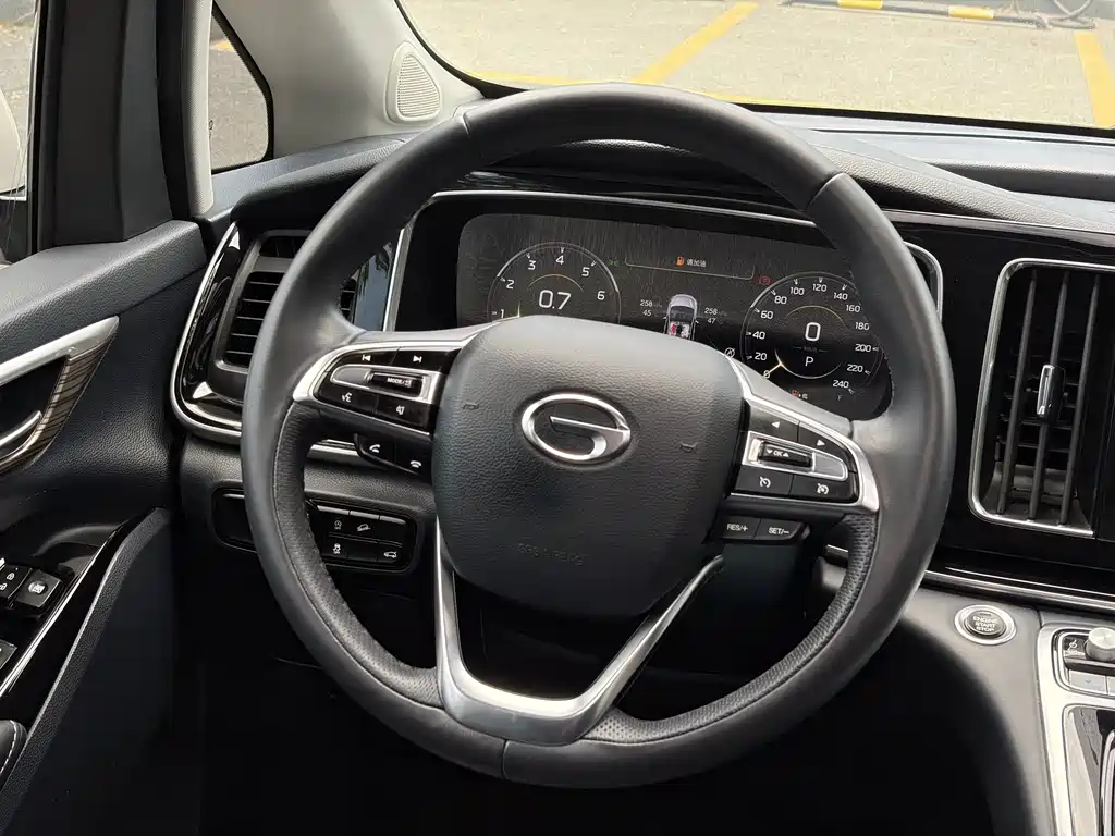 GAC Motor Trumpchi M8 — фото 11